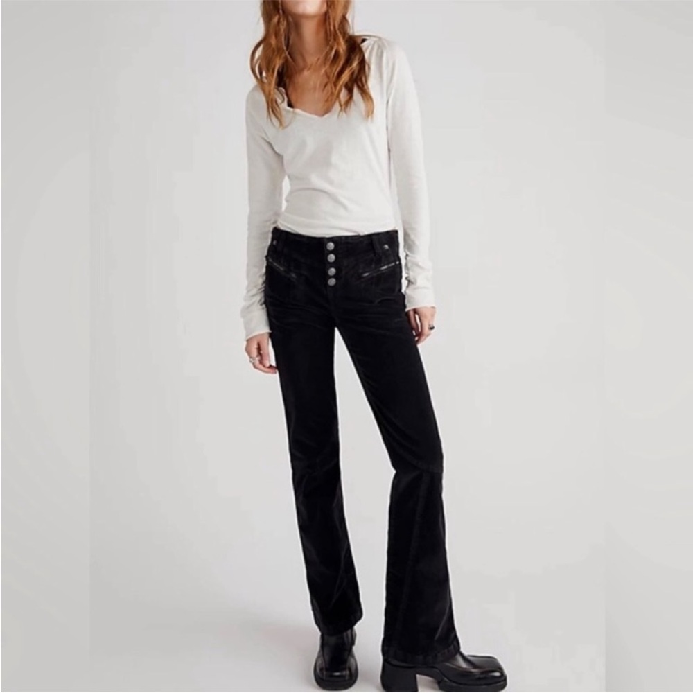 Free People Hit Back Slim Flare Corduroy Velour Pants Black Size 10